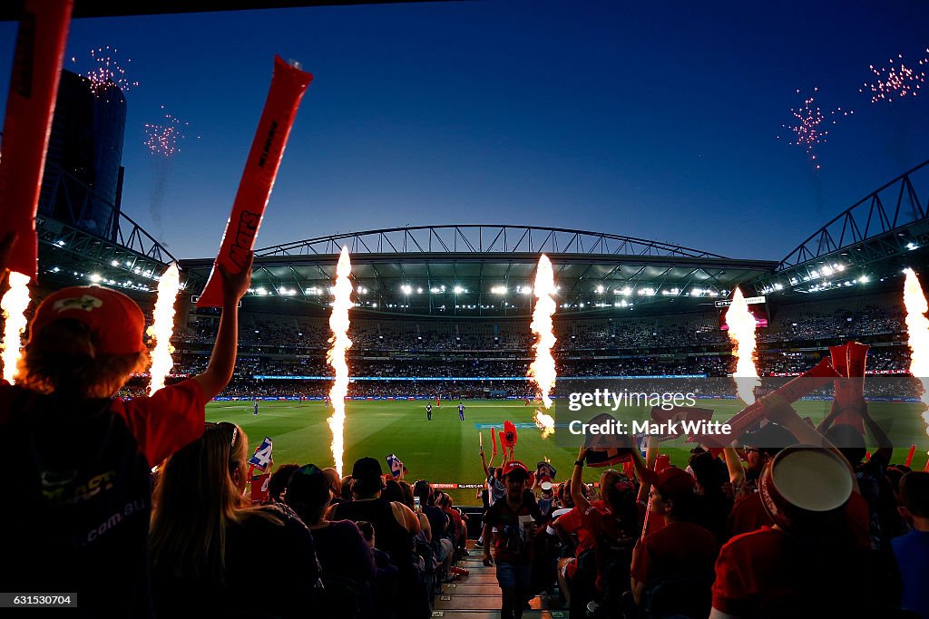 Big Bash League - Renegades v Hurricanes