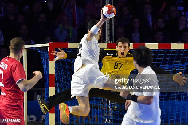 Remi Rusha 54 Feutrier Stock Photos, High-Res Pictures, and Images - Getty Images