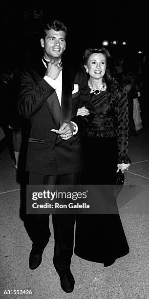 Lorenzo Lamas and Ana Alicia attend AIDS Project Los Angeles Benefit on September 19, 1985 at the Bonaventure Hotel in Los Angeles, California.