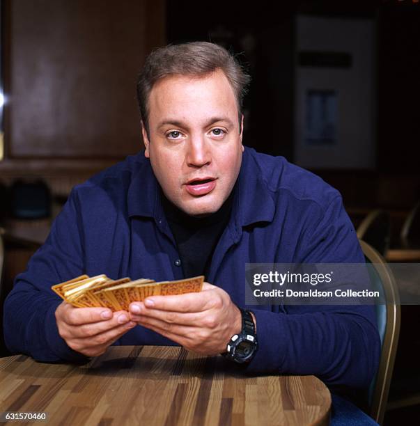 Actor and comedia Kevin James poses for a portrait session in 1995 in Los Angeles, California .