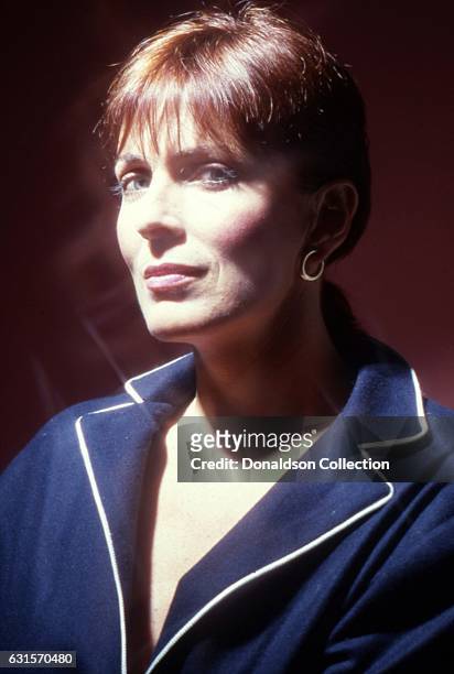 Actress Joanna Cassidy poses for a portrait session in circa 1992 in Los Angeles, California.