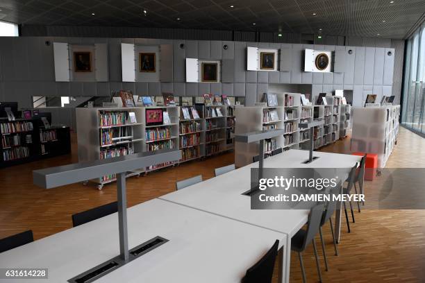 Multimedia Library From England 383 Multimedia Library Stock Photos, High-Res Pictures, and Images ...