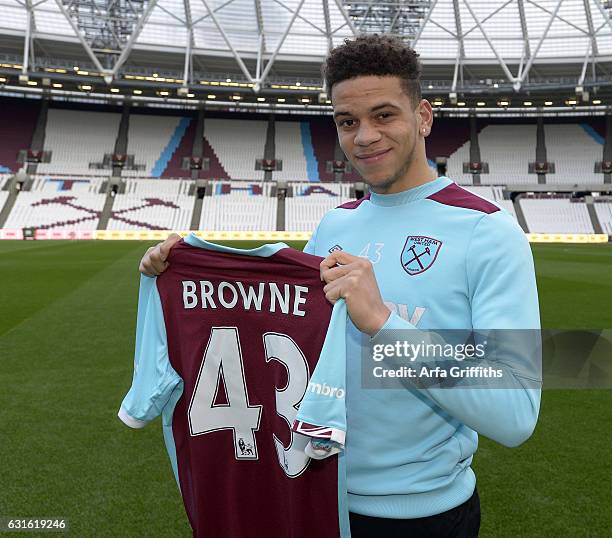 Marcus Browne signs a new contract for West Ham United at London Stadium on January 13, 2017 in London, England.