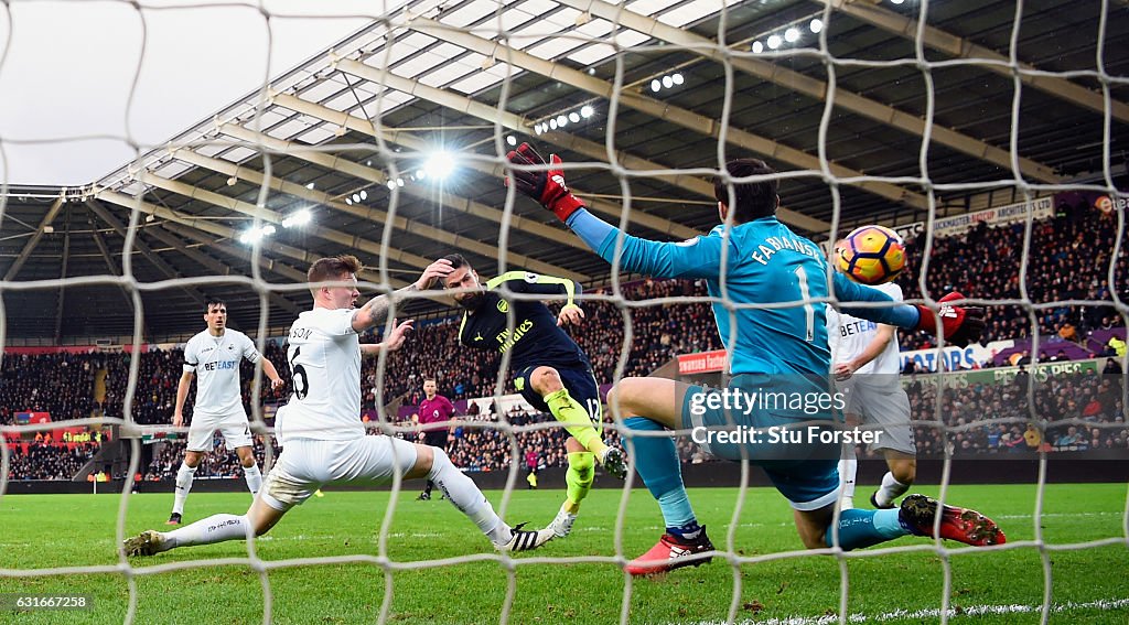 Swansea City v Arsenal - Premier League