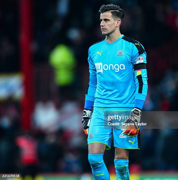 Newcastle United's Goalkeeper Karl Darlow walks off the pitch at half time during the Championship Match between Brentford and Newcastle United at...