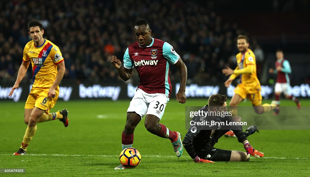 West Ham United v Crystal Palace - Premier League