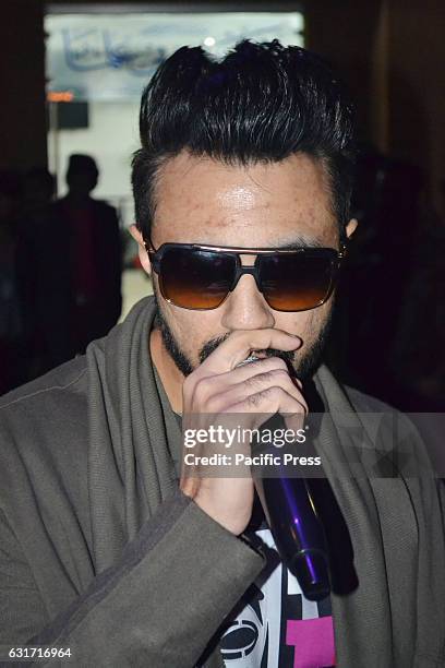 Mustafeez Raja Singer Pakistani Singer Photos and Premium High Res Pictures - Getty Images