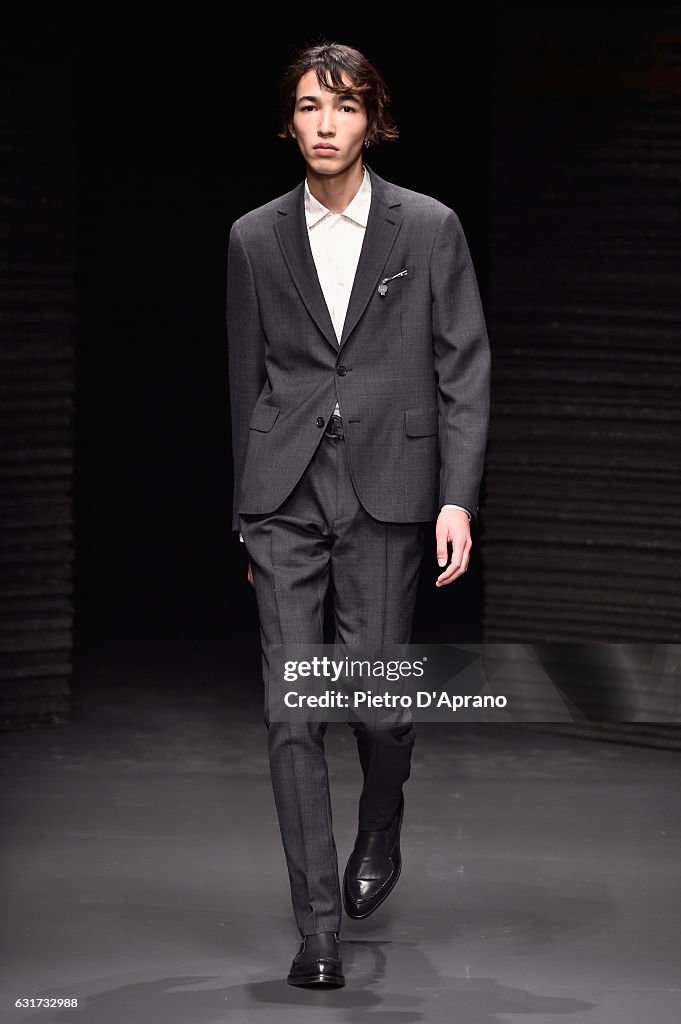 Salvatore Ferragamo - Runway - Milan Men's Fashion Week Fall/Winter 2017/18