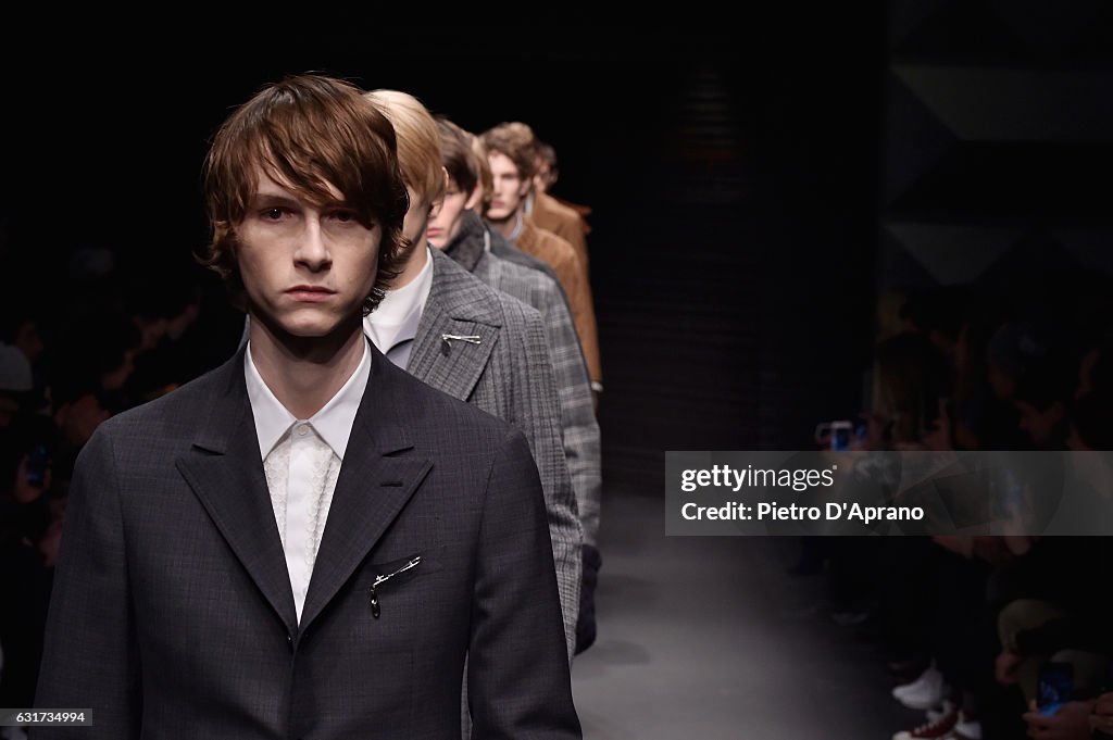 Salvatore Ferragamo - Runway - Milan Men's Fashion Week Fall/Winter 2017/18