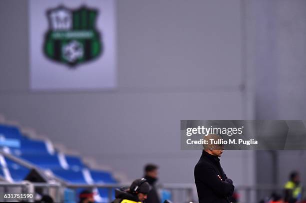 Head coach Eugenio Corini of Palermo looks on during the Serie A match between US Sassuolo and US Citta di Palermo at Mapei Stadium - Citta' del...