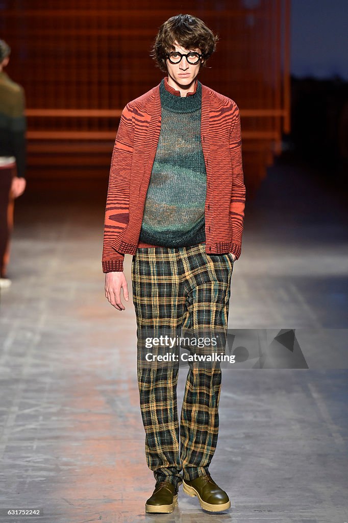 Missoni - Mens Fall 2017 Runway - Milan Menswear Fashion Week