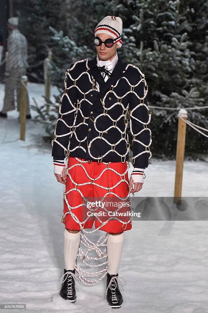 Moncler Gamme Bleu - Mens Fall 2017 Runway - Milan Menswear Fashion Week