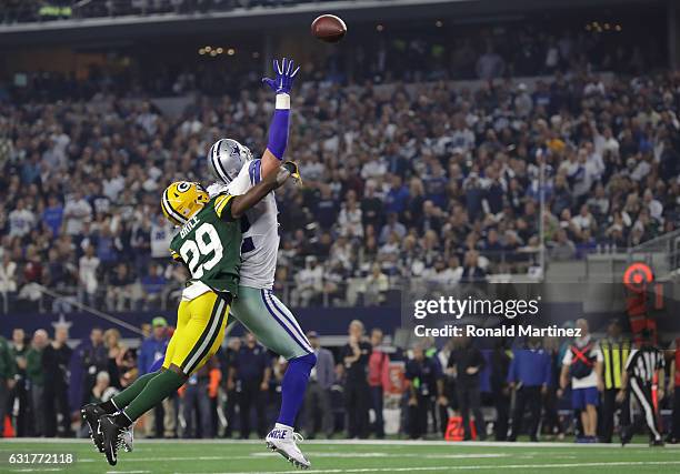 Kentrell Brice of the Green Bay Packers defends a pass to Jason Witten of the Dallas Cowboys during the second quarter in the NFC Divisional Playoff...