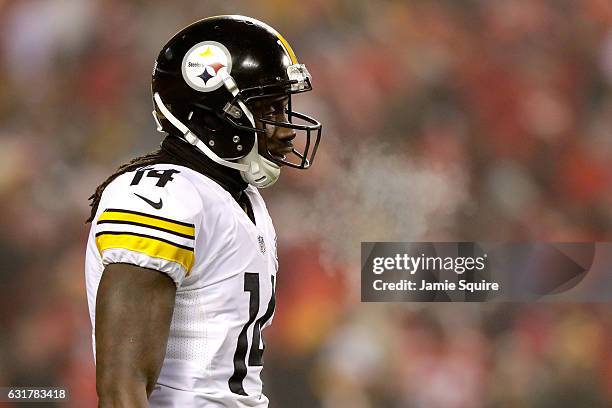 Wide receiver Sammie Coates of the Pittsburgh Steelers waits to begin a play against the Kansas City Chiefs during the second half in the AFC...