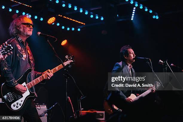 Scott McCaughey and Alejandro Escovedo perform at Saturn Birmingham on January 15, 2017 in Birmingham, Alabama.