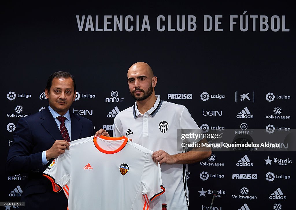 Valencia CF Unveil New Signing Simone Zaza