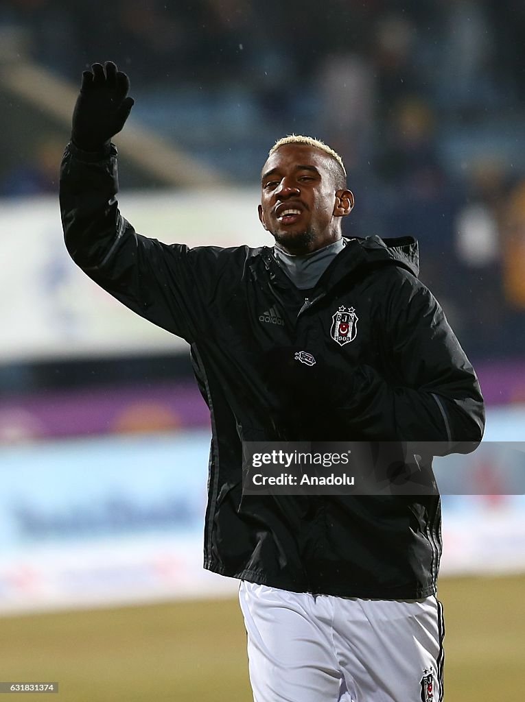 Osmanlispor vs Besiktas - Turkish Spor Toto Super Lig