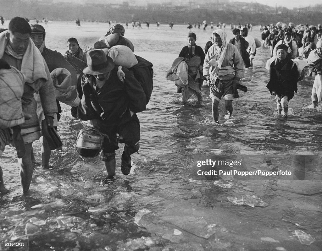 Crossing The Taedong River