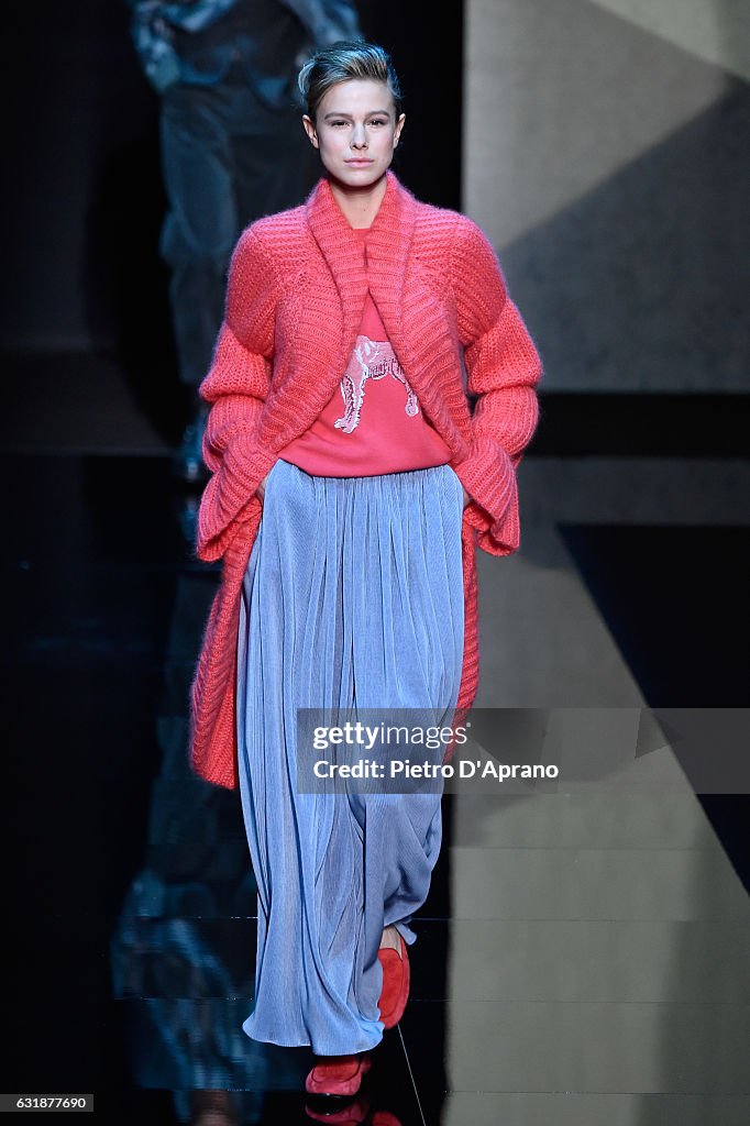 Giorgio Armani - Runway - Milan Men's Fashion Week Fall/Winter 2017/18