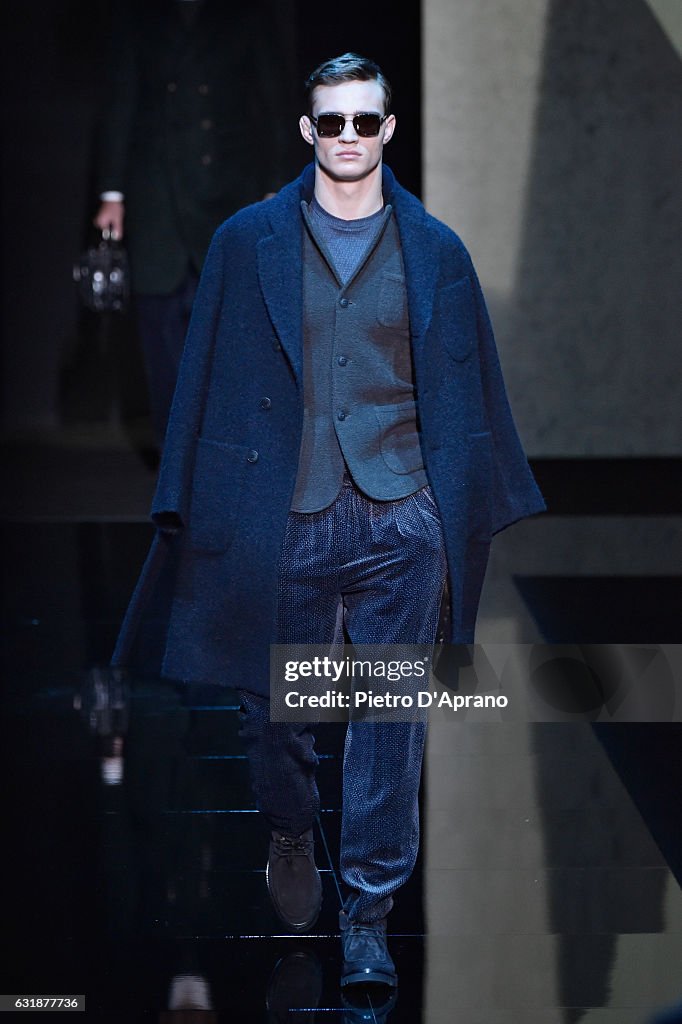 Giorgio Armani - Runway - Milan Men's Fashion Week Fall/Winter 2017/18