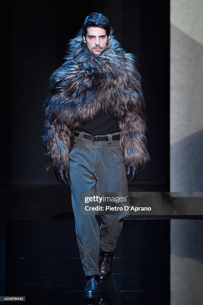 Giorgio Armani - Runway - Milan Men's Fashion Week Fall/Winter 2017/18
