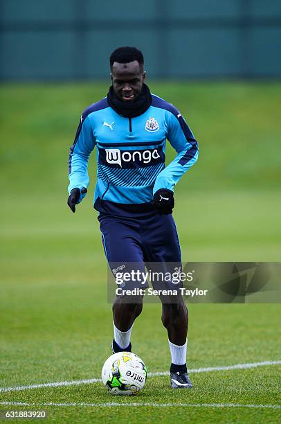 Cheick Tiote runs with the ball during the Newcastle United Training Session at The Newcastle United Training Centre on January 17, 2017 in Newcastle...