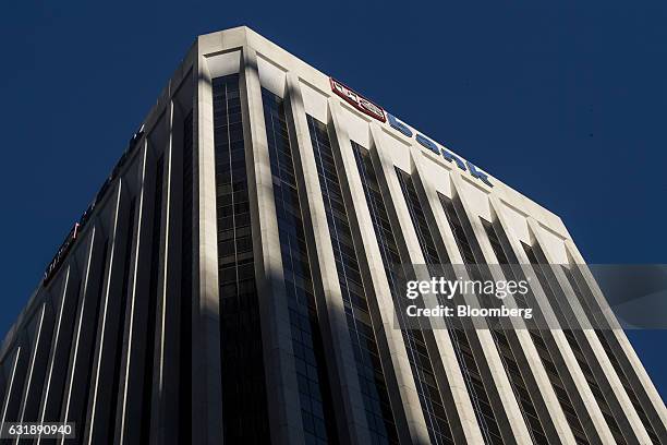 Bancorp building stands in San Francisco, California, U.S., on Friday, Jan. 13, 2017. US Bancorp is scheduled to release earnings figures on January...