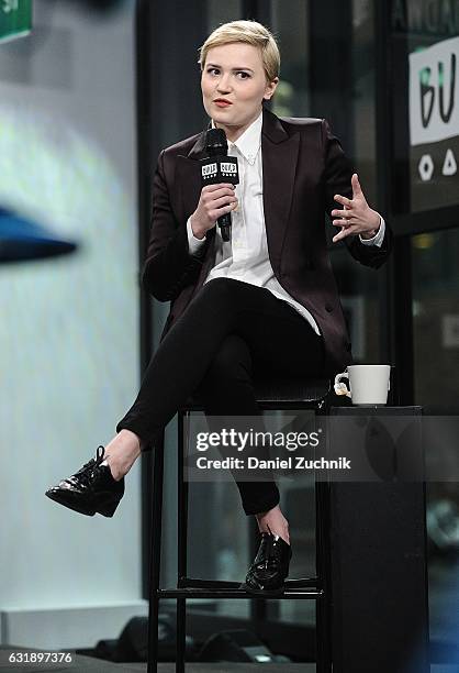 Veronica Roth Why Writer 88 Daniel Roth (Writer) Stock Photos, High-Res Pictures, and Images ...