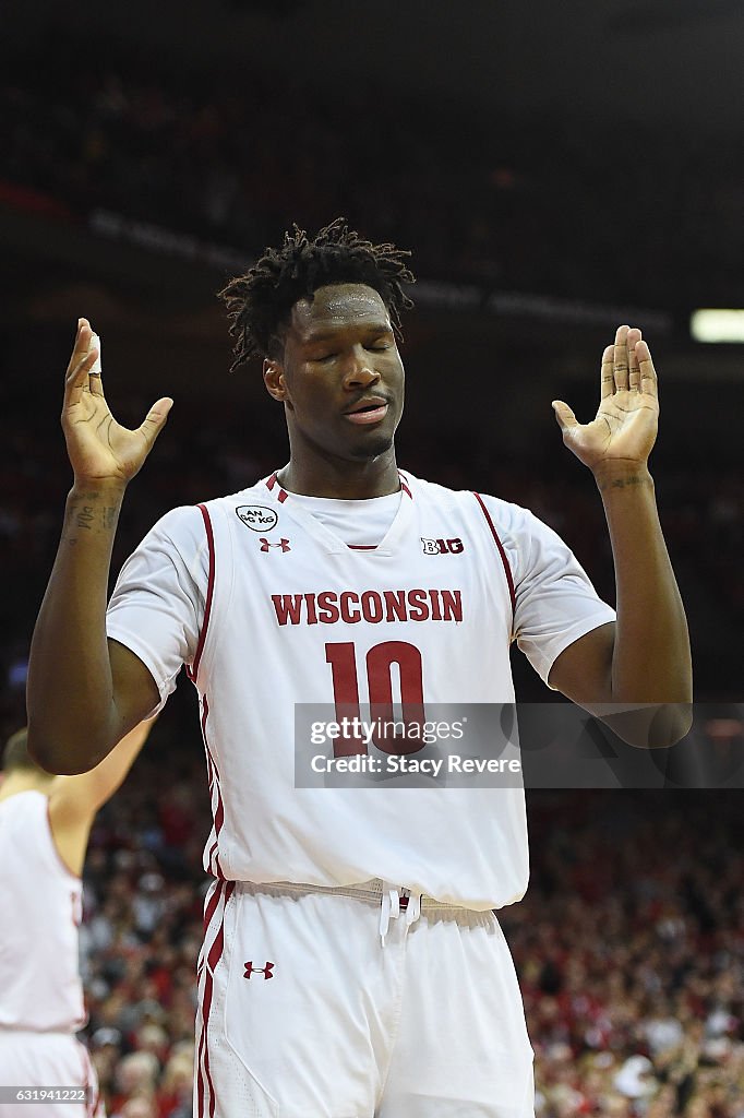 Michigan v Wisconsin