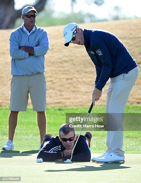 David Hearn of Canada putts during practice for the CareerBuilder Challenge at PGA West on January 18, 2017 in La Quinta, California.