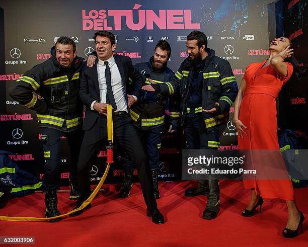 Actor Arturo Valls and actress Neus Asensi attend 'Los del Tunel' premiere at Capitol cinema on January 18, 2017 in Madrid, Spain.