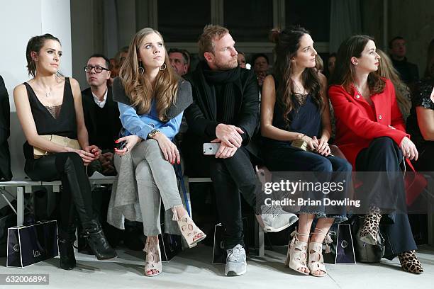 Doris Ricono 56 Doris Dowling Stock Photos, High-Res Pictures, and Images - Getty Images