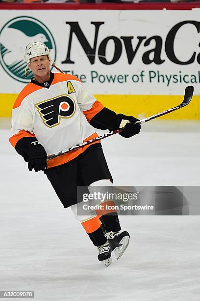 Mark Howe Defens 146 Mark Howe Ice Hockey Player Stock Photos, High-Res Pictures, and ...