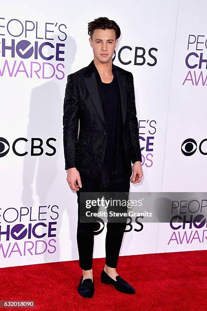 Actor Cameron Dallas attends the People's Choice Awards 2017 at Microsoft Theater on January 18, 2017 in Los Angeles, California.