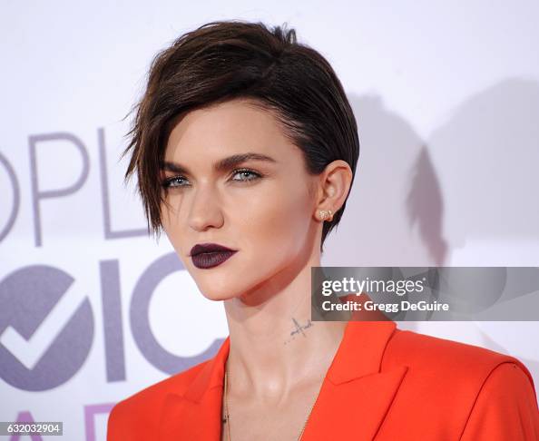 Ruby Rose Modelling Competition Actress/model Ruby Rose arrives at the 2017 People's Choice Awards at ...