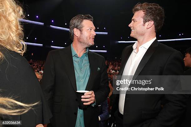 Singer Blake Shelton , and actor Derek Theler attend the People's Choice Awards 2017 at Microsoft Theater on January 18, 2017 in Los Angeles,...