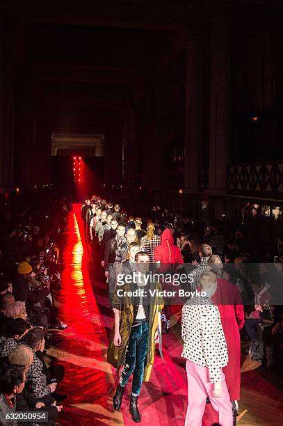 Models walk the runway during the Haider Ackermann show as part of the Paris Fashion Week Womenswear Spring/Summer 2017 on September 30, 2016 in...