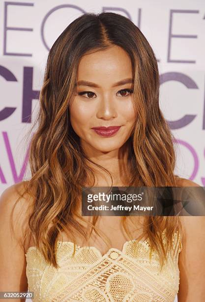 Actress Jamie Chung attends the People's Choice Awards 2017 at Microsoft Theater on January 18, 2017 in Los Angeles, California.