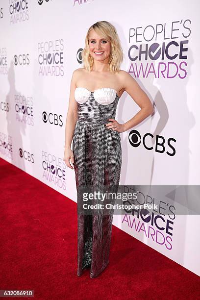 Actress Kristen Bell attends the People's Choice Awards 2017 at Microsoft Theater on January 18, 2017 in Los Angeles, California.
