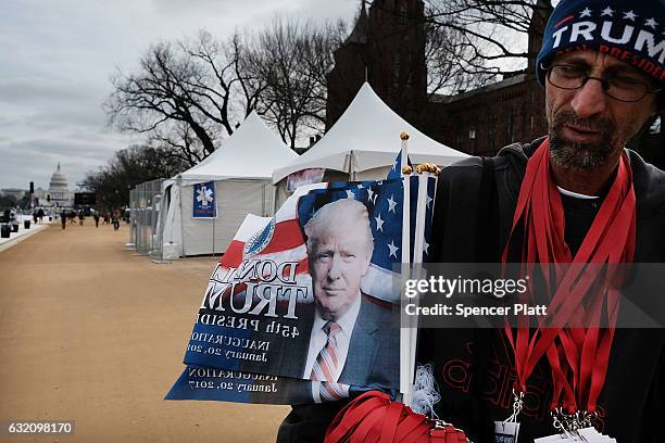 Robert Roe 375 Robert Roe Stock Photos, High-Res Pictures, and Images - Getty Images