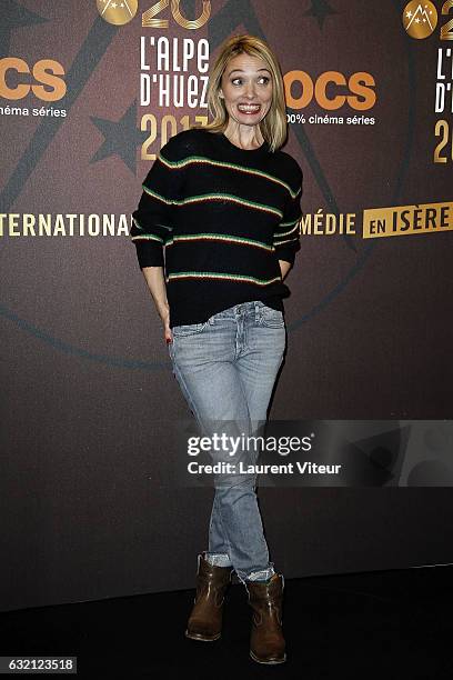 Actress Anne Marivin attends "Sous le Meme Toit" Photocall during tne 20th L'Alpe D'Huez International Film Festival on January 19, 2017 in Alpe...
