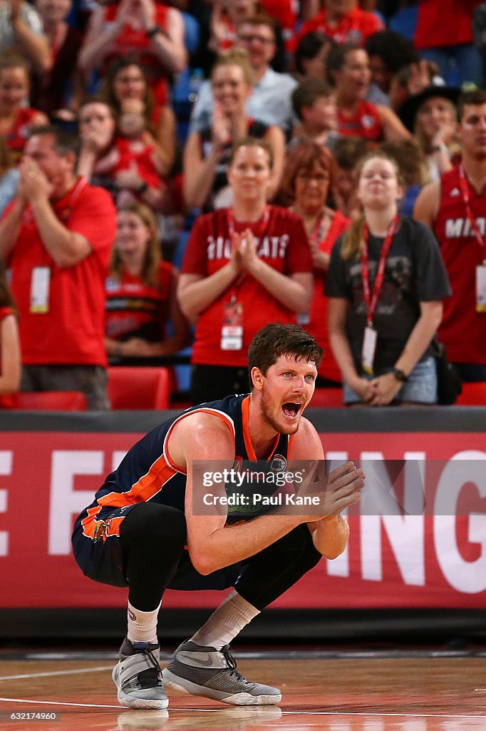 NBL Rd 16 - Perth v Cairns