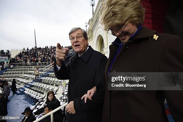 Trent Lott, former republican U.S. Senator, left, arrives for the 58th presidential inauguration in Washington, D.C., U.S., on Friday, Jan. 20, 2017....