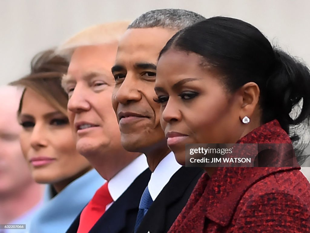 TOPSHOT-US-POLITICS-TRUMP-INAUGURATION-SWEARING IN