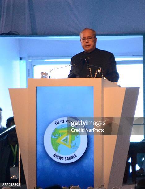 Indian President Pranab Mukherjee deliver his speech during the inauguration ceremony of the third edition of Bengal Global Business Summit in...