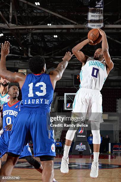 Rasheed Sulaimon of the Greensboro Swarm goes up for the jumper over David Laury III as part of 2017 NBA D-League Showcase at the Hershey Centre on...