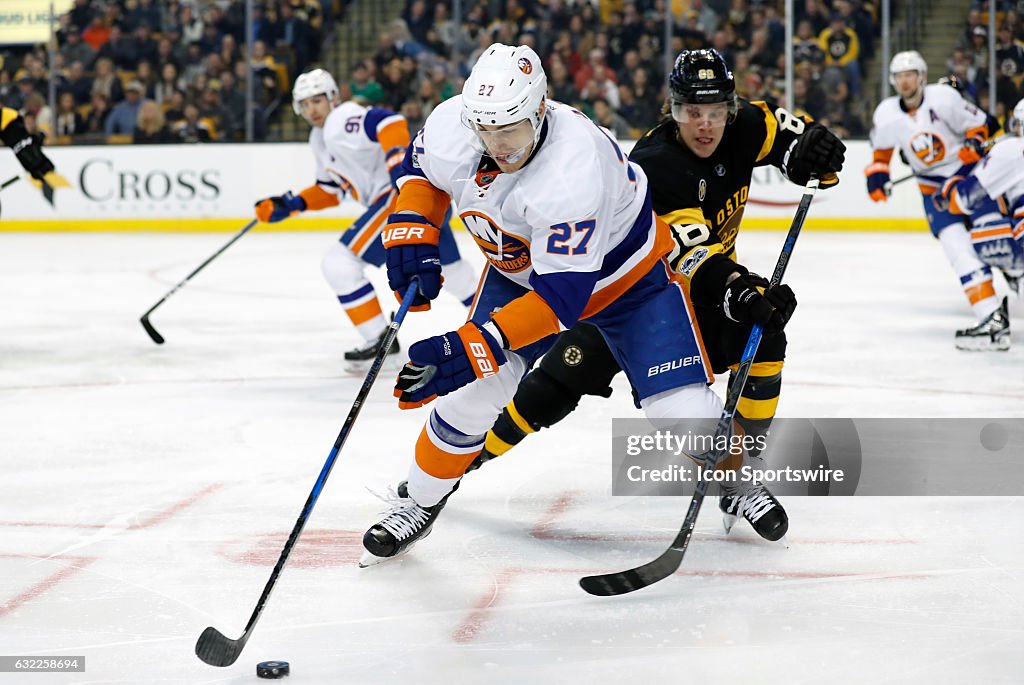 NHL: JAN 16 Islanders at Bruins