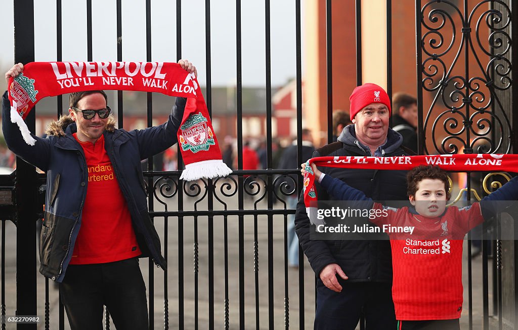 Liverpool v Swansea City - Premier League