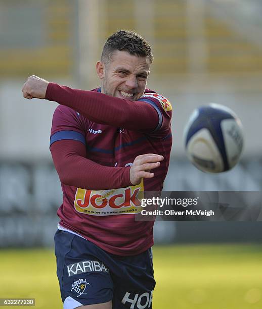 Belfast , Ireland - 21 January 2017; Ian Madigan of Bordeaux-Begles warms up before the European Rugby Champions Cup Pool 5 Round 6 match between...