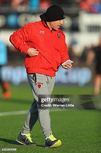 Richard Cockerill, RC Toulon coach looks on ahead of the European Rugby Champions Cup between Saracens and RC Toulon at Allianz Park on January 21,...